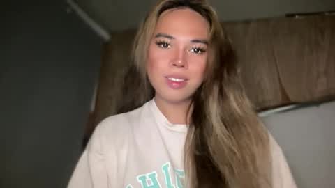 Snapshot of sweetalexa19 chatting on September 9, 2025, 1:27 am alexa your one and only queen online show from September 9, 2025, 1:27 am