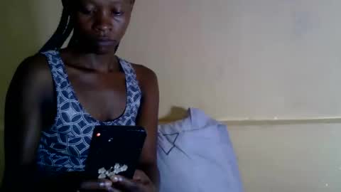 LIANAH online show from January 26, 2025, 7:20 pm