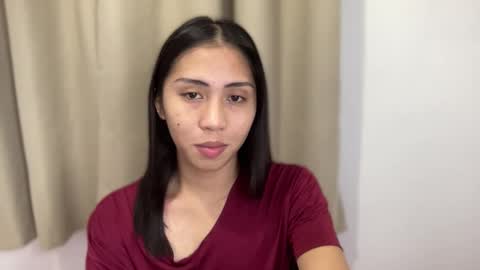Snapshot of sweetasiancolleen chatting on May 4, 2026, 5:20 pm colleen online show from May 4, 2026, 5:20 pm