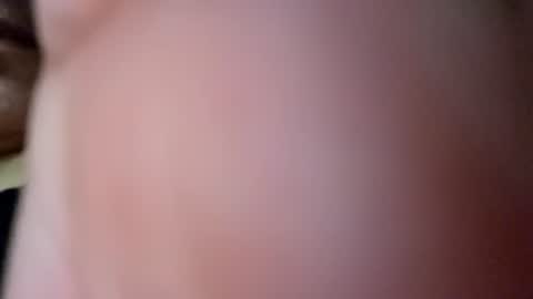 Snapshot of sweetbabe4u27 chatting on December 1, 2025, 9:03 am sweetbabe4u27 online show from December 1, 2025, 9:03 am