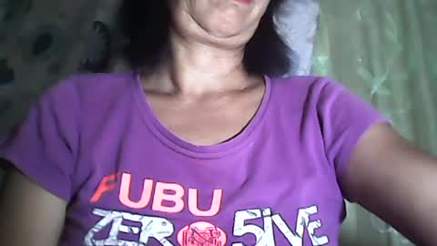 Snapshot of sweetbella24 chatting on July 14, 2026, 12:22 pm im anne online show from July 14, 2026, 12:22 pm