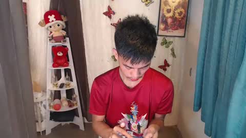 Snapshot of sweetbigcockz chatting on December 26, 2024, 9:44 am sweetbigcockz online show from December 26, 2024, 9:44 am