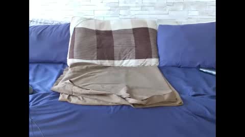 sweetbigmelons01 online show from February 23, 2026, 8:12 am