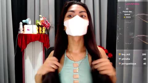 Snapshot of sweetbutpsychoxxx chatting on November 11, 2025, 9:48 pm Dos online show from November 11, 2025, 9:48 pm