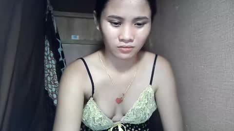 Snapshot of sweetcandy_19 chatting on December 9, 2024, 2:49 pm sweetcandy_19 online show from December 9, 2024, 2:49 pm