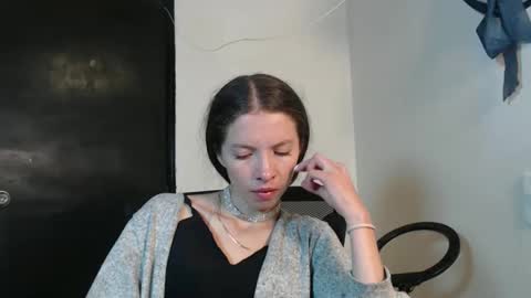 sweetdam12 online show from January 3, 2025, 9:15 pm