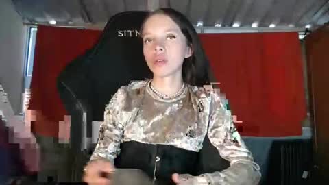 sweetdam12 online show from January 18, 2025, 7:04 pm