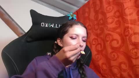 sweetdam12 online show from January 25, 2025, 7:18 pm