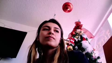 Dani   online show from December 8, 2024, 7:32 pm