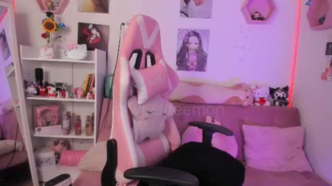 Snapshot of sweetdeemon chatting on June 25, 2026, 5:12 am Vernica Help me to reach 80 likes thank you online show from June 25, 2026, 5:12 am