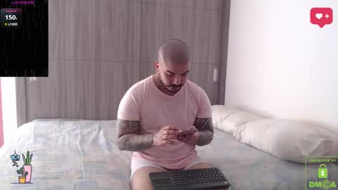         online show from September 26, 2025, 2:54 pm