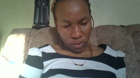 sweetdiva2012 online show from September 16, 2025, 4:46 am