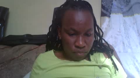 sweetdiva2012 online show from January 14, 2026, 5:24 am