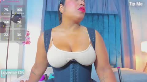 Snapshot of sweetebony_69 chatting on May 4, 2026, 11:50 am Mia online show from May 4, 2026, 11:50 am