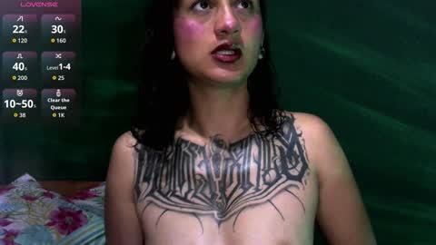 carolayn  online show from September 20, 2025, 2:07 pm