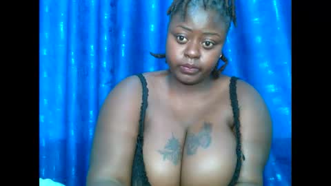 sweetest_snack online show from December 14, 2025, 9:25 am