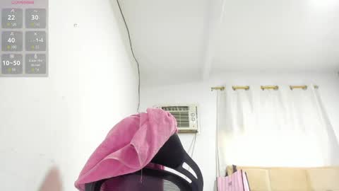 Snapshot of sweetfabianaxl chatting on April 28, 2026, 7:52 pm Fabiana online show from April 28, 2026, 7:52 pm