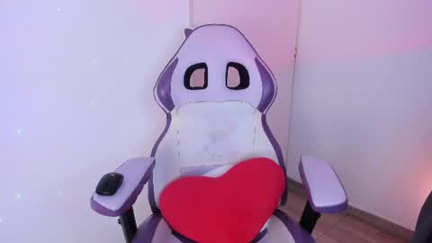 sweetfire_moon1 online show from June 11, 2026, 11:14 pm