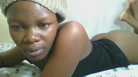 Snapshot of sweetgal2025 chatting on June 21, 2026, 3:42 am EUNICE online show from June 21, 2026, 3:42 am