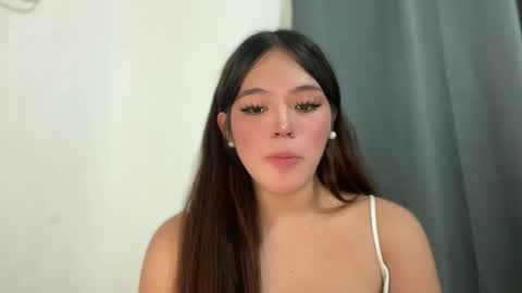 Ayesha online show from November 6, 2025, 4:13 am