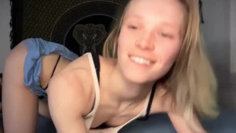 Snapshot of sweetgracee chatting on February 28, 2025, 7:48 am sweetgracee online show from February 28, 2025, 7:48 am