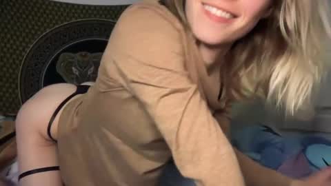 Snapshot of sweetgracee chatting on March 8, 2025, 4:12 am sweetgracee online show from March 8, 2025, 4:12 am