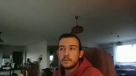 sweetguyss12 online show from January 16, 2026, 8:40 am