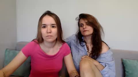 Alina and Mia online show from June 4, 2026, 9:59 am