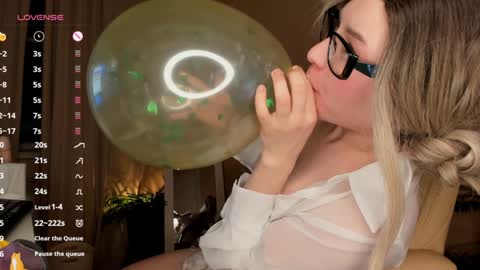 Kira online show from January 26, 2025, 9:18 pm