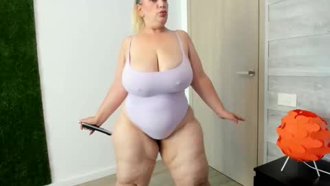 sweetheartmia online show from September 25, 2025, 8:07 am