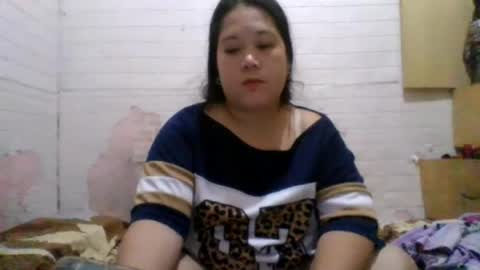 sweethot_asian online show from June 12, 2026, 11:20 am
