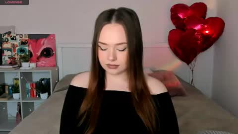 Snapshot of sweetie_candy_ chatting on June 18, 2026, 3:27 pm Hannah online show from June 18, 2026, 3:27 pm