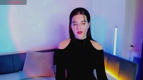 sweetie_catt online show from March 2, 2025, 8:38 am