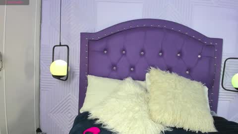 violeta online show from February 4, 2026, 3:01 am