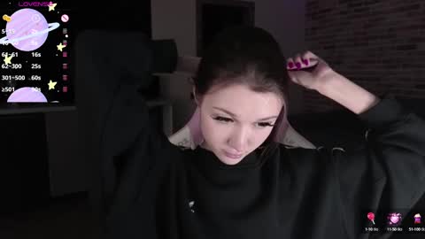 Snapshot of sweetiebones chatting on February 13, 2025, 4:17 pm bratty gf online show from February 13, 2025, 4:17 pm