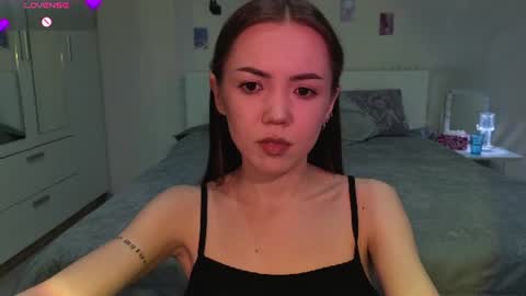Snapshot of sweetieee_kira chatting on July 13, 2026, 11:24 am sweetieee_kira online show from July 13, 2026, 11:24 am