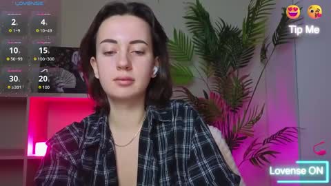 Kendl online show from April 3, 2026, 6:44 am