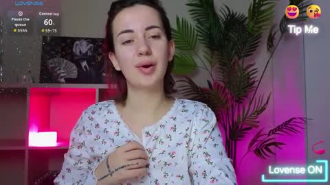 Kendl online show from April 7, 2026, 9:59 pm