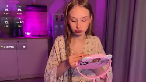 sweetie Lisa3 online show from February 19, 2026, 11:01 pm