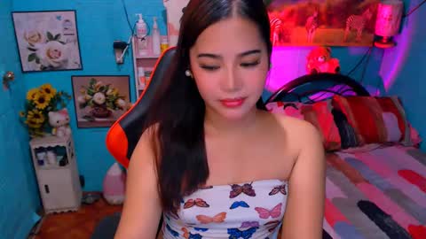 Nicole online show from January 6, 2025, 2:48 am