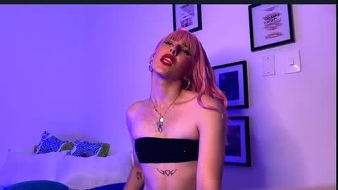 SWEETJAMES  online show from January 14, 2025, 8:41 am