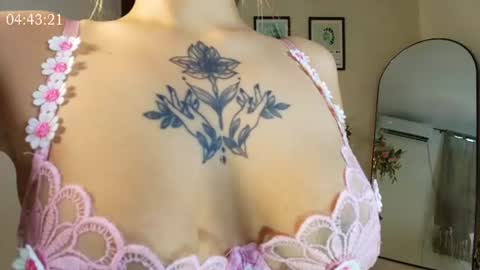 Snapshot of sweetjenna__ chatting on July 23, 2026, 11:02 pm sweetjenna__ online show from July 23, 2026, 11:02 pm