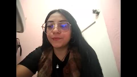 Snapshot of sweetkatthe09 chatting on March 20, 2026, 2:44 pm Katherine online show from March 20, 2026, 2:44 pm