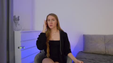 SweetKira1 online show from February 3, 2025, 7:21 pm