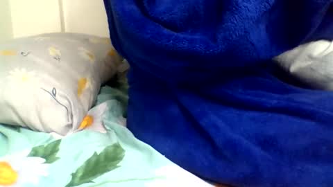 sweetkola online show from October 31, 2025, 10:33 pm