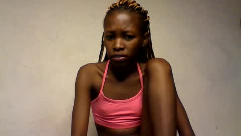 Snapshot of sweetkola1 chatting on December 1, 2025, 3:44 am sweetkola online show from December 1, 2025, 3:44 am