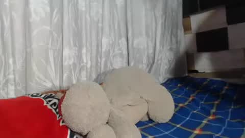 Snapshot of sweetlatinakim chatting on January 16, 2025, 12:12 am Camilo online show from January 16, 2025, 12:12 am