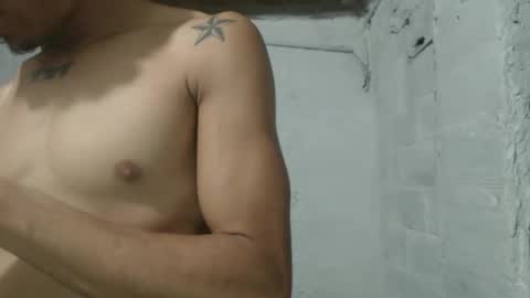 Snapshot of sweetlatinakim chatting on February 22, 2026, 9:52 am Camilo online show from February 22, 2026, 9:52 am