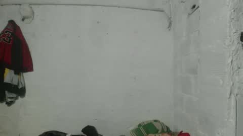 Snapshot of sweetlatinakim chatting on February 23, 2026, 11:07 am Camilo online show from February 23, 2026, 11:07 am