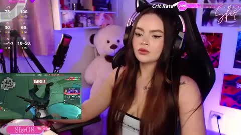 Snapshot of sweetlee_1 chatting on June 6, 2026, 1:00 am online show from June 6, 2026, 1:00 am